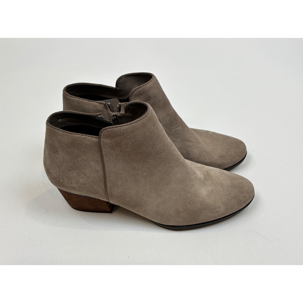 Blondo Waterproof Suede Ankle Boots Mushroom Taupe womens MSH Size 9M Low Heel